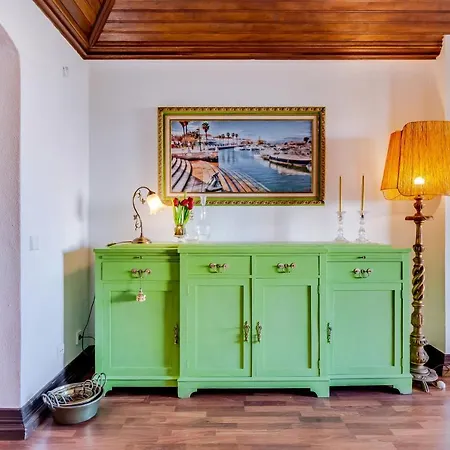 A Dos Reis Проживание в семье Фару